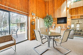 Bloomfield Retreat w/ Pool: 6 Mi to Riverside Park