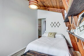 Bayfront Luxemburg Cabin Rental w/ Private Beach!