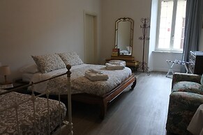 LA DIMORA DI B.CAIROLI