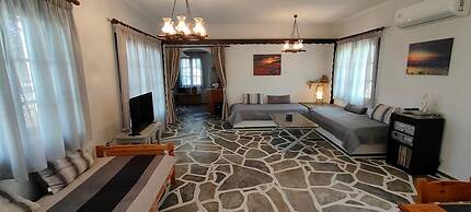 Sylvia s House at Vagia