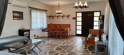 Sylvia s House at Vagia