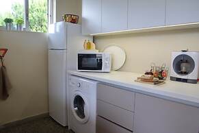 Nea Makri Beach Apartment