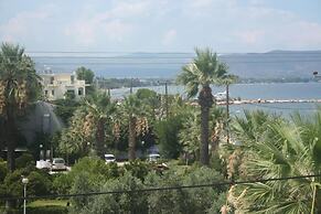 Nea Makri Beach Apartment