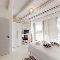 Villa Patelo With Private Pool and Jacuzzi