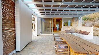 Villa Patelo With Private Pool and Jacuzzi