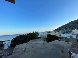 Hercules House in Tsoutsouras