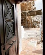 Hercules House in Tsoutsouras