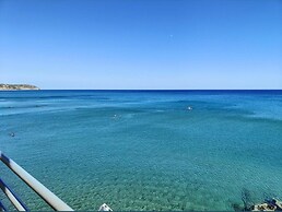 Hercules House in Tsoutsouras