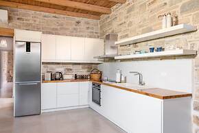 Nature Villa Yasemi Kamilari