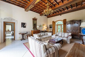 Villa Montegattoli With Panoramic Pool