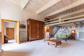 Villa Montegattoli With Panoramic Pool