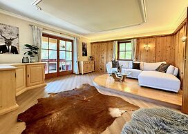 Panorama Chalet mit Sauna by BelleStay