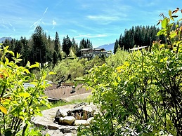 Panorama Chalet mit Sauna by BelleStay