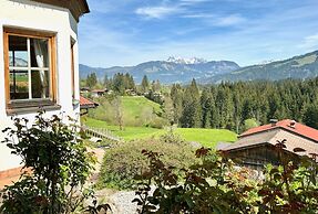 Panorama Chalet mit Sauna by BelleStay