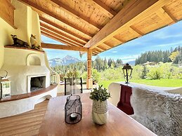 Panorama Chalet mit Sauna by BelleStay