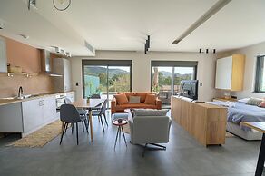 Antinea Olympian Villa