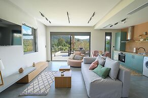 Antinea Olympian Villa