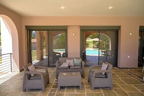 Antinea Olympian Villa