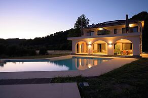 Antinea Olympian Villa