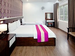 Phuong Nam Hotel Aeon Mall Long Bien