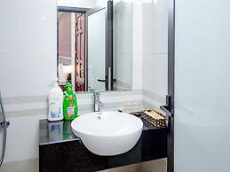 Phuong Nam Hotel Aeon Mall Long Bien