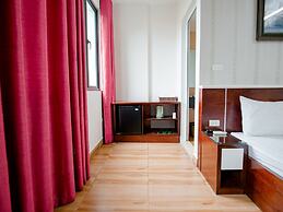 Phuong Nam Hotel Aeon Mall Long Bien