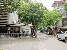 Phuong Nam Hotel Aeon Mall Long Bien