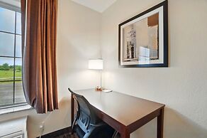 Cobblestone Hotel & Suites-RussellsPoint
