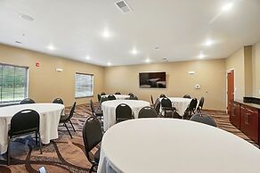 Cobblestone Hotel & Suites-RussellsPoint
