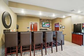 Cobblestone Hotel & Suites-RussellsPoint