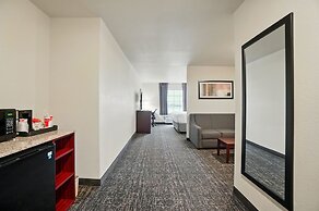 Cobblestone Hotel & Suites-RussellsPoint