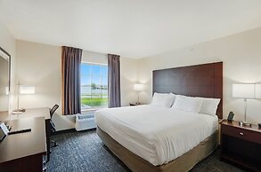 Cobblestone Hotel & Suites-RussellsPoint