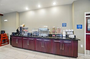 Cobblestone Hotel & Suites-RussellsPoint