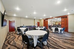 Cobblestone Hotel & Suites-RussellsPoint