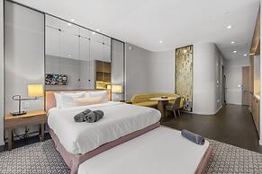 Luxury Suites in Brickell