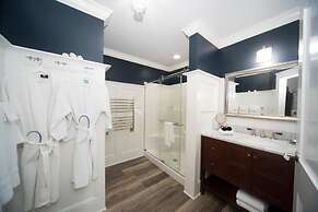 Anchor Inn Boutique Hotel