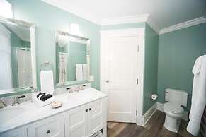 Anchor Inn Boutique Hotel