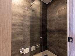 Serendipia By Wynwood House