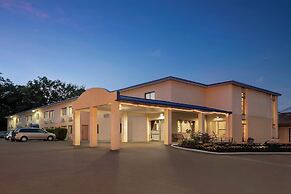 The Cayuga Inn at the Finger Lakes