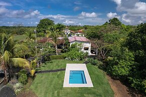 Zenquility Inn & Tavern