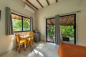 Zenquility Inn & Tavern