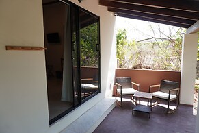 Zenquility Inn & Tavern