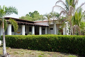 Zenquility Inn & Tavern