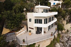 Villa Celeste by Myvillacollection