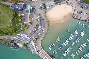 Laston Garden Apartment - Sea Views Large Terrace