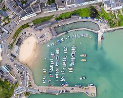 Laston Garden Apartment - Sea Views Large Terrace