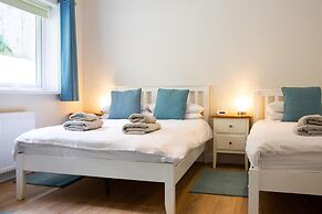 Rooftops - Sea Views Near Village and Beach