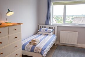 Rooftops - Sea Views Near Village and Beach