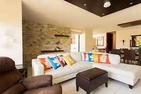 SJU Parrot House Private Pool