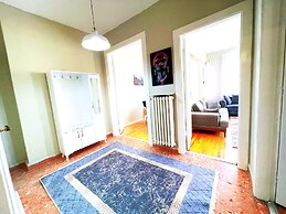 Big Clean House on Taksim Center